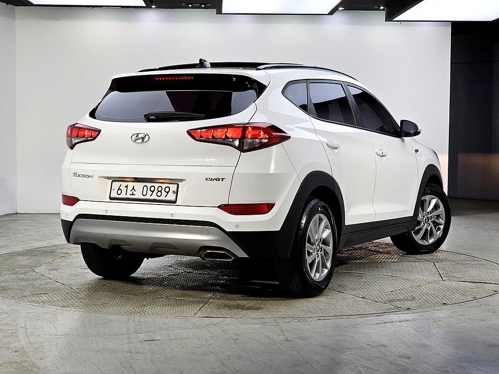 HYUNDAI Tucson - Vista 4