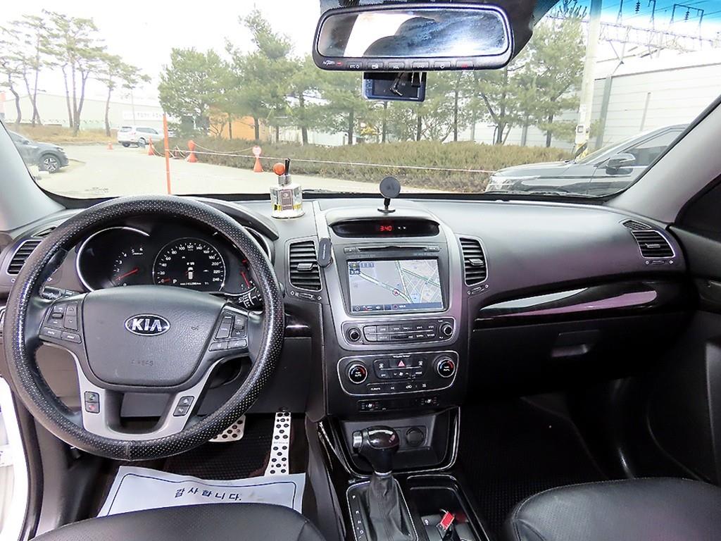 KIA Sorento - Vista 7