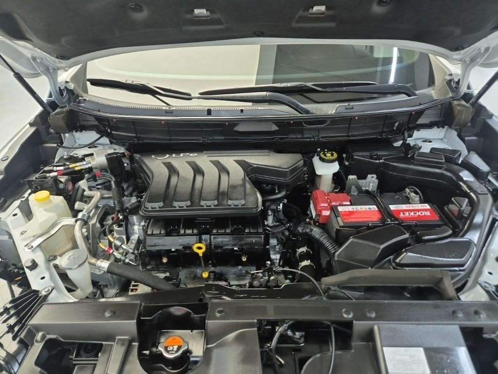 SAMSUNG QM6 - Vista 5