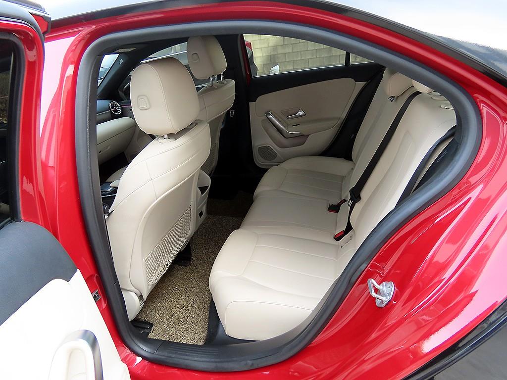 Mercedes Benz A Class - Vista 6