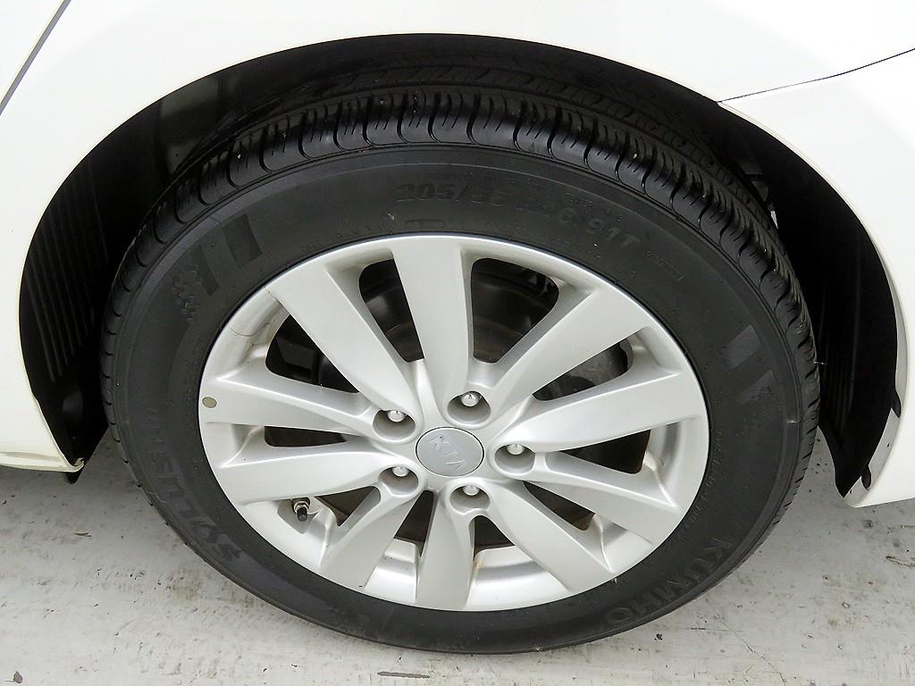 KIA K3 2015 Blanco - Importación desde Corea - HF Imports Iquique - Foto 19