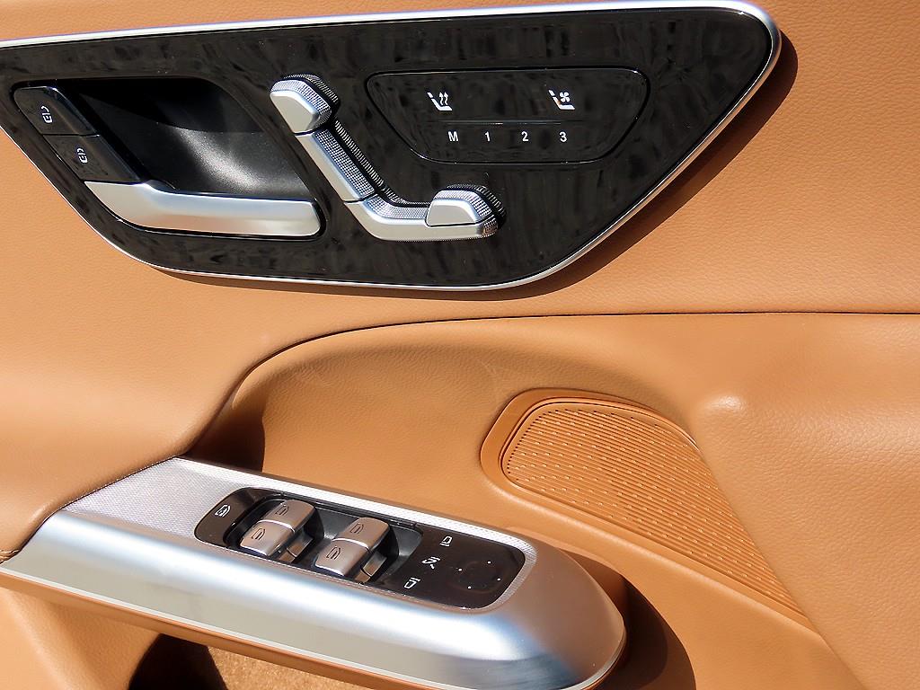 Mercedes Benz E class - Vista 11