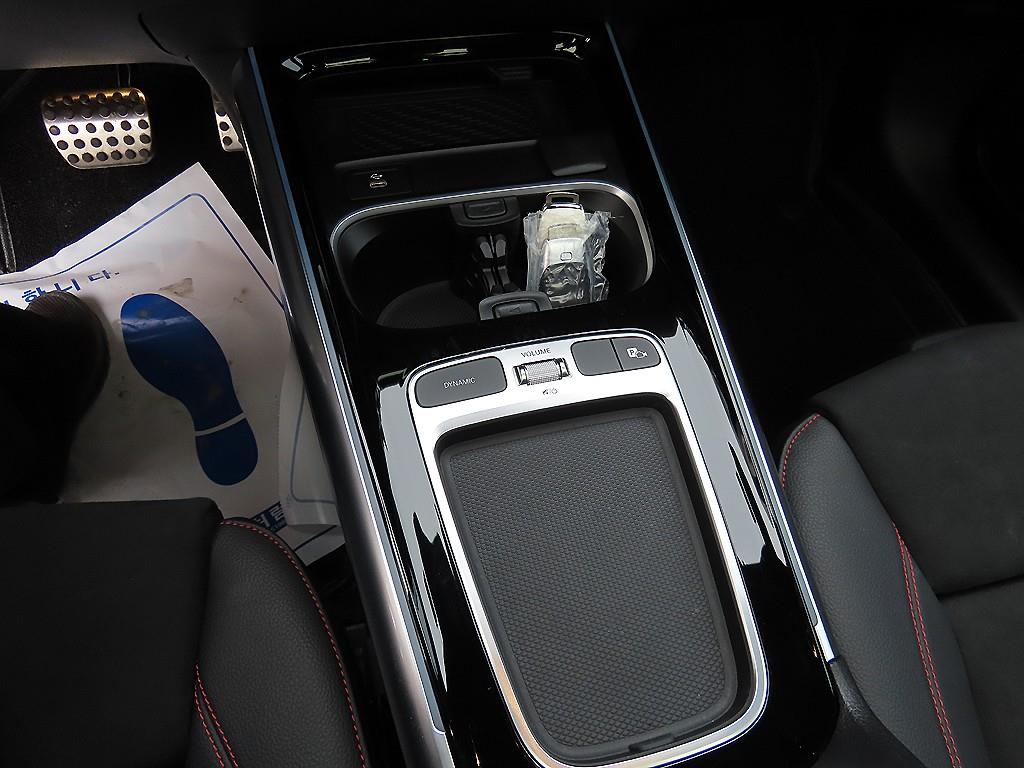 Mercedes Benz GLA Class 2024 Blanco - Importación desde Corea - HF Imports Iquique - Foto 13