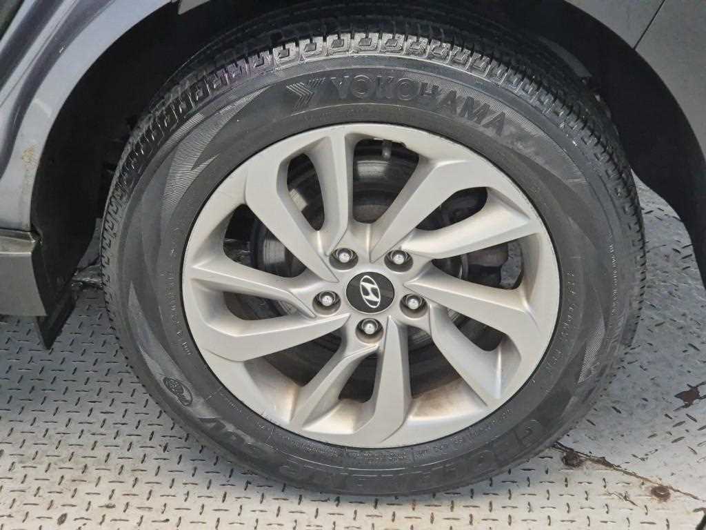 HYUNDAI Tucson 2016 Gris - Importación desde Corea - HF Imports Iquique - Foto 18