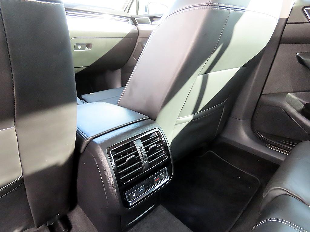 Volkswagen Passat 2021 - Importación desde Corea - HF Imports Iquique - Foto 17