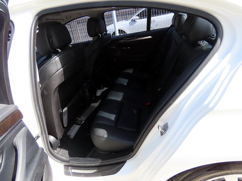 BMW 5 Series - Vista 6