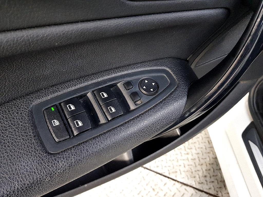 BMW 1 series - Vista 11