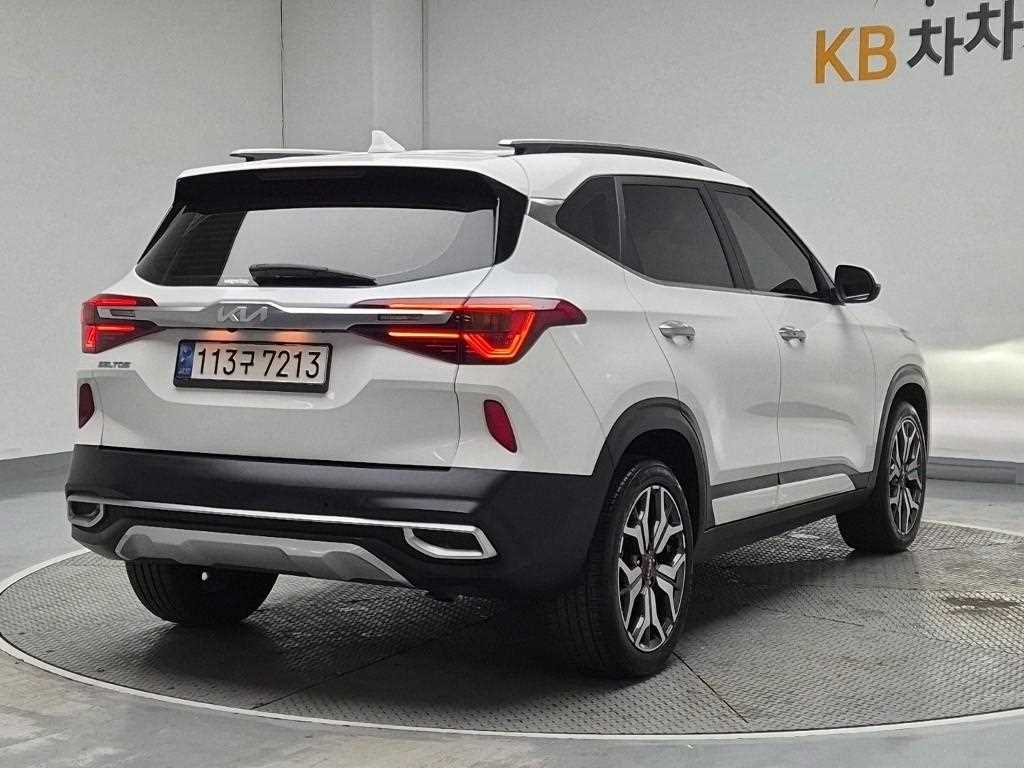 KIA Seltos - Vista 3