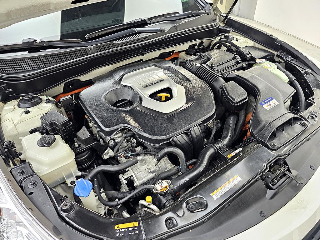 HYUNDAI Sonata - Vista 6