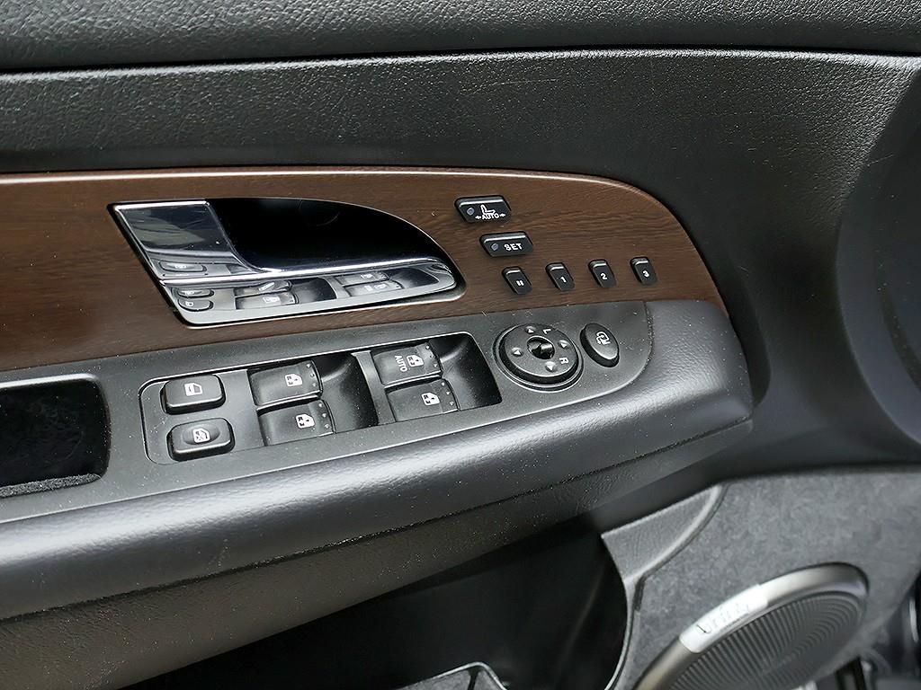 Ssangyong Rexton 2015 Negro - Importación desde Corea - HF Imports Iquique - Foto 13