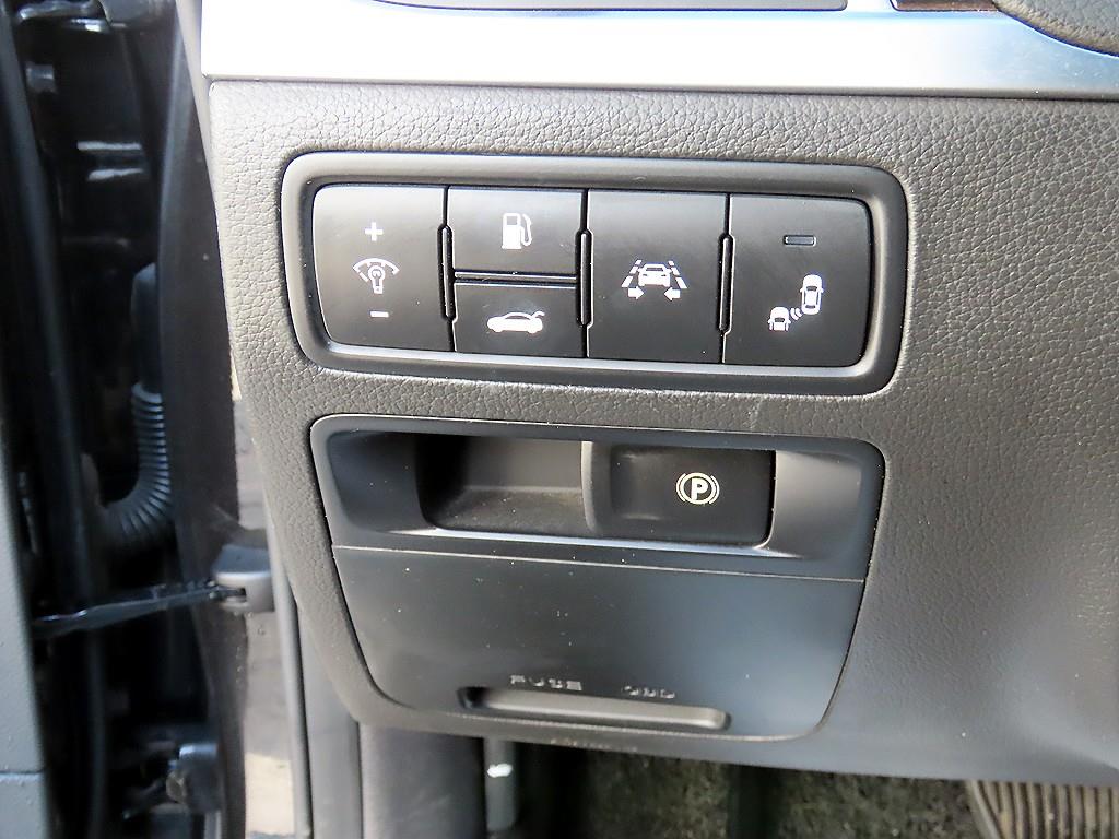 Genesis G80 - Vista 12