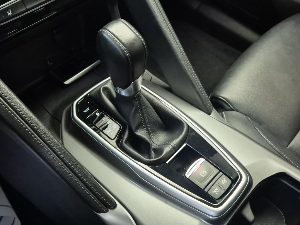 SAMSUNG QM6 - Vista 8