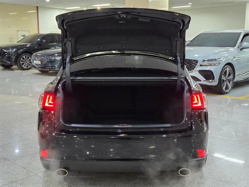 Lexus IS 2015 Negro - Importación desde Corea - HF Imports Iquique - Foto 19