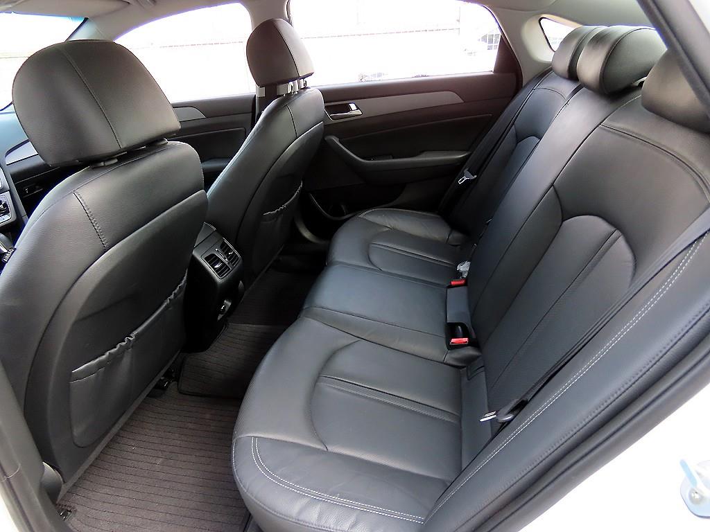 HYUNDAI Sonata - Vista 6