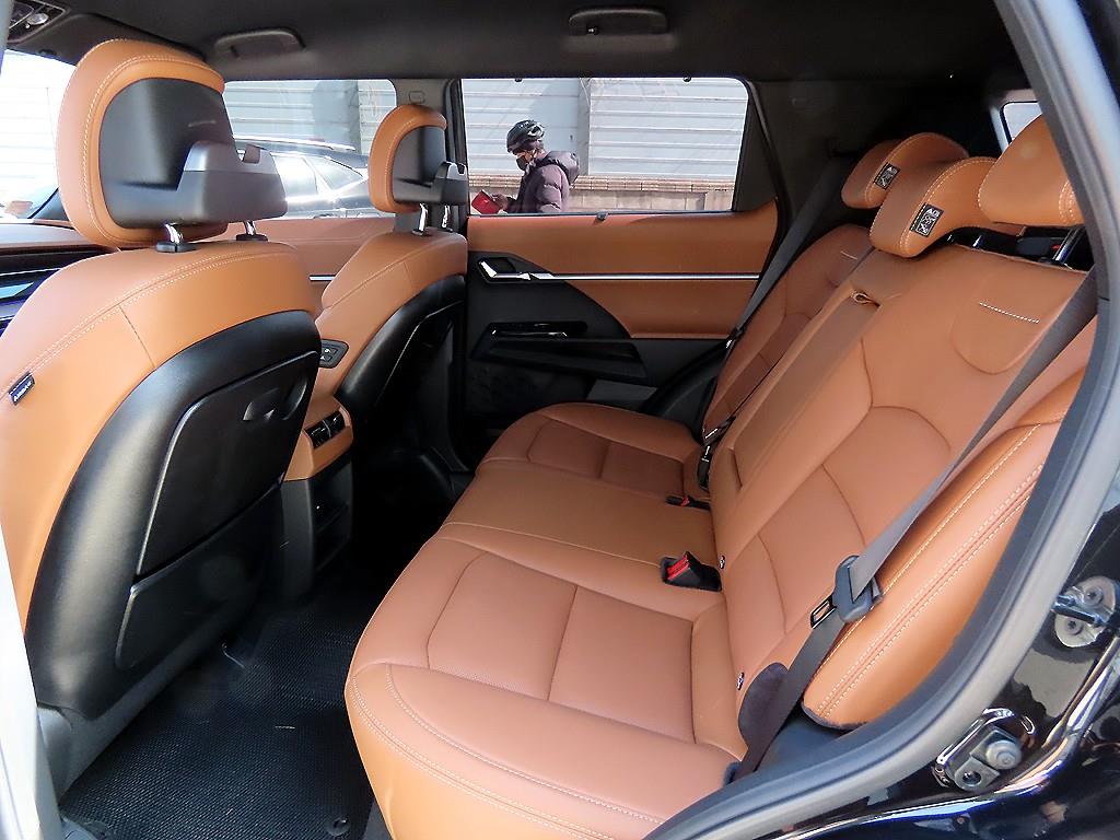 Ssangyong Torres - Vista 6