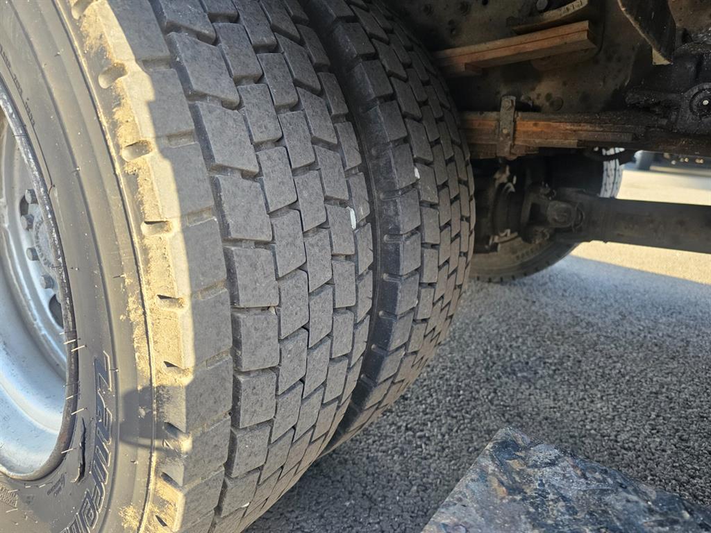 medium and large cargo Special - Vista 7