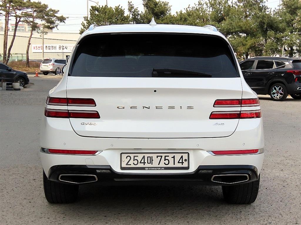 Genesis GV80 - Vista 4