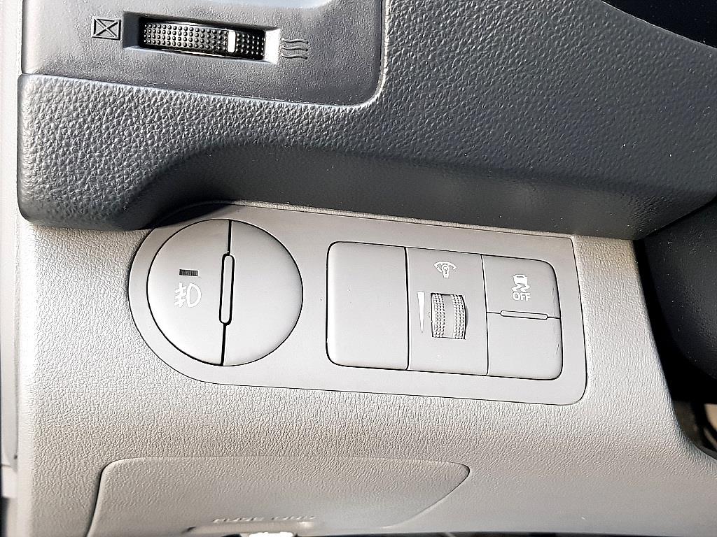 HYUNDAI Starex - Vista 12