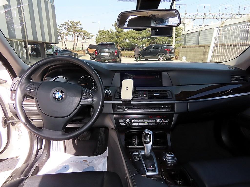 BMW 5 Series - Vista 7