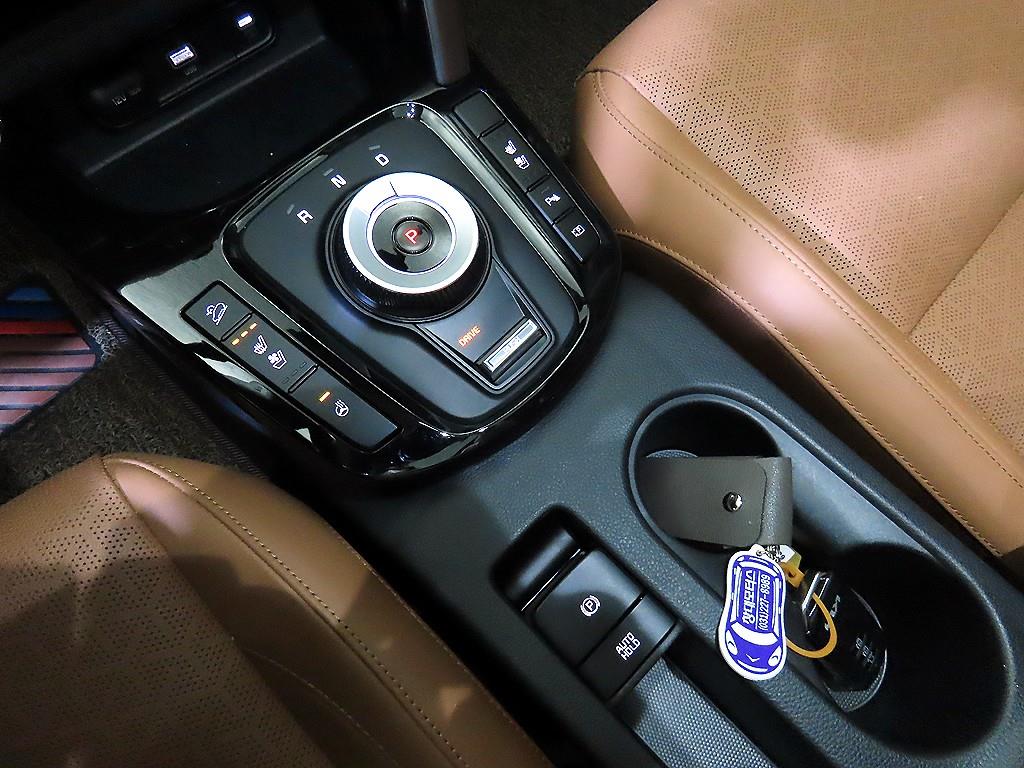 KIA Seltos - Vista 12