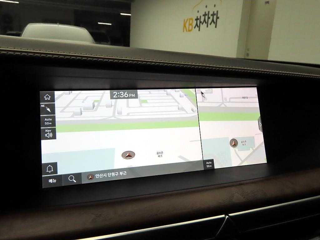 Genesis G90 - Vista 9