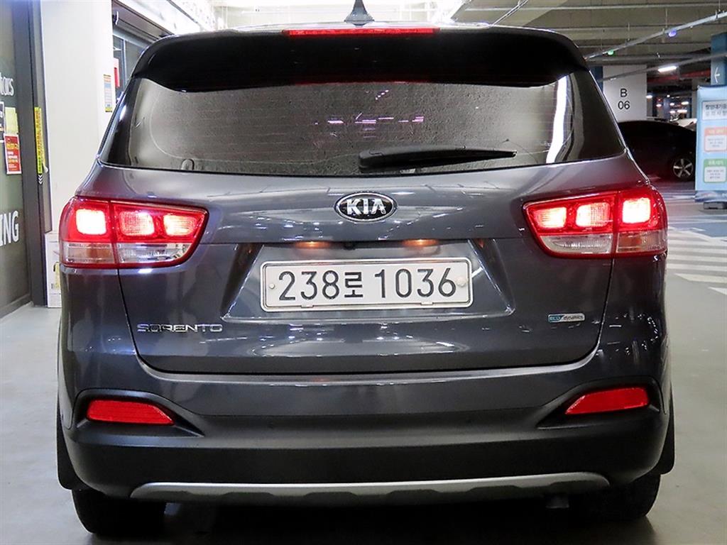 KIA Sorento - Vista 5