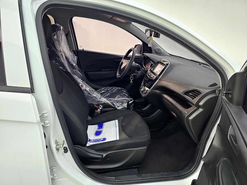 Chevrolet Spark - Vista 11