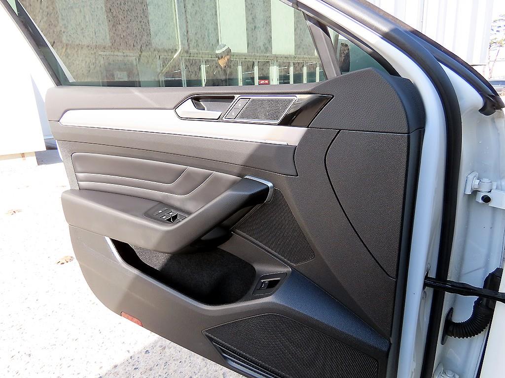 Volkswagen Passat - Vista 11