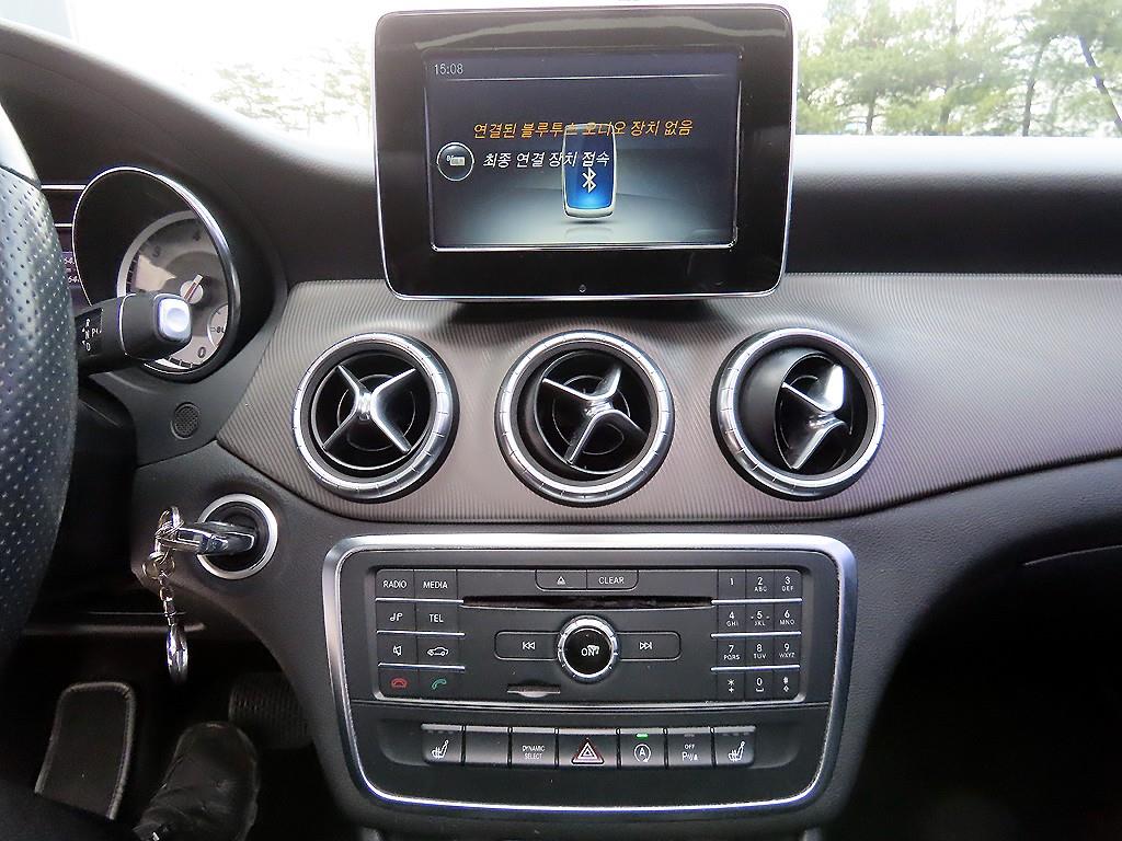 Mercedes Benz CLA Class 2016 Blanco - Importación desde Corea - HF Imports Iquique - Foto 13