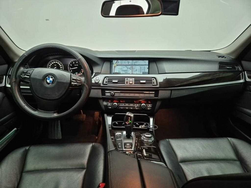 BMW 5 Series - Vista 7