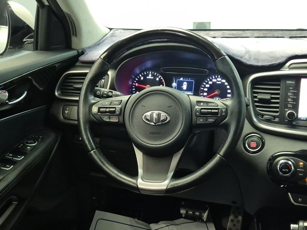 KIA Sorento - Vista 9