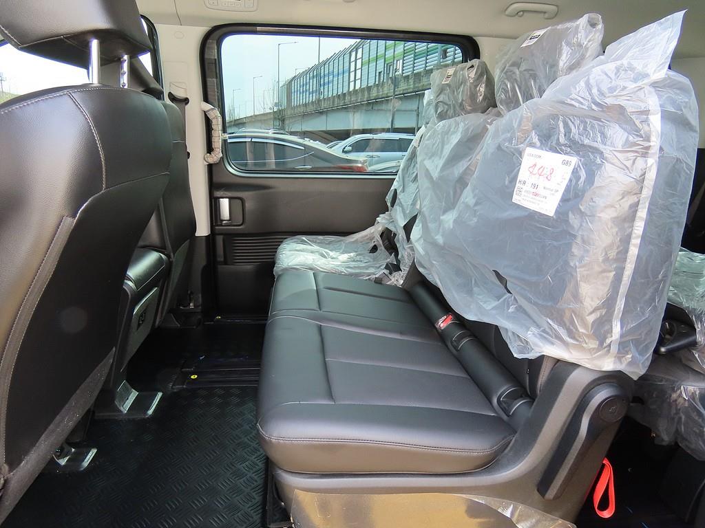 HYUNDAI Staria - Vista 9