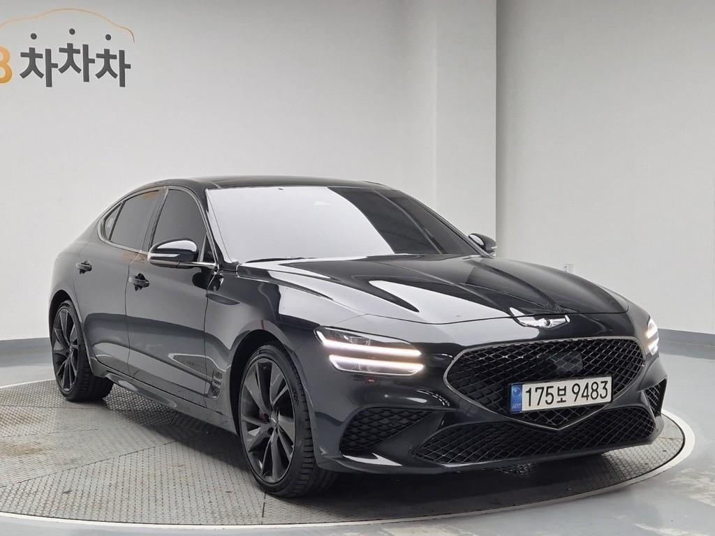 Genesis G70 - Vista 4