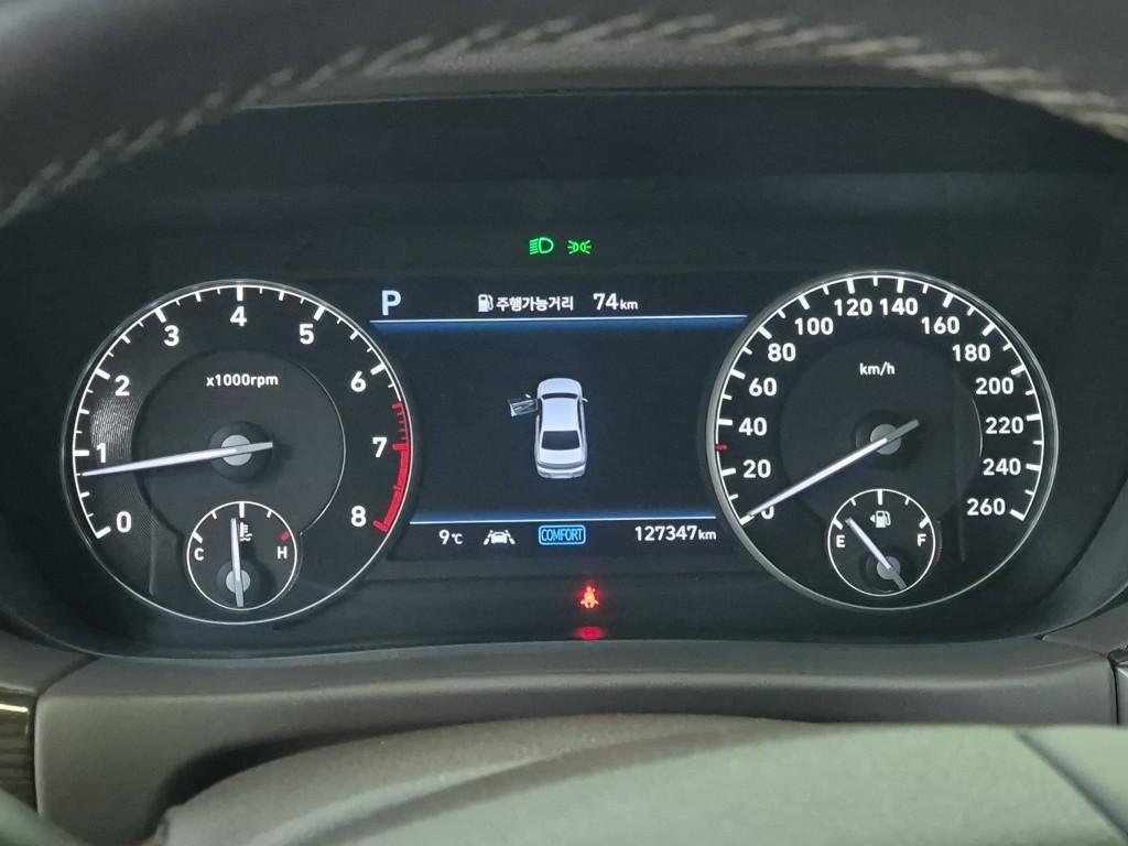 Genesis G80 - Vista 6