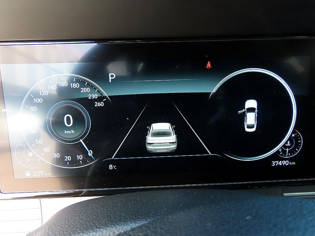 HYUNDAI Grandeur - Vista 9