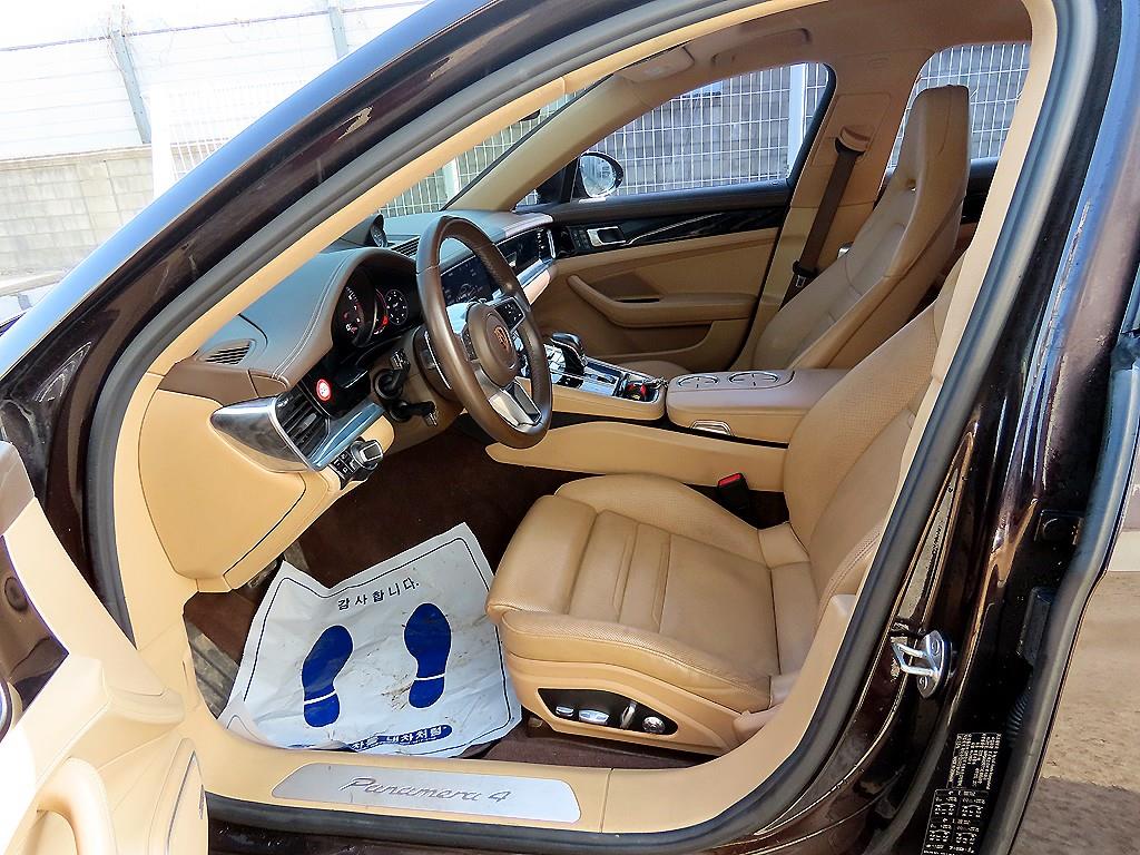 Porsche Panamera - Vista 5