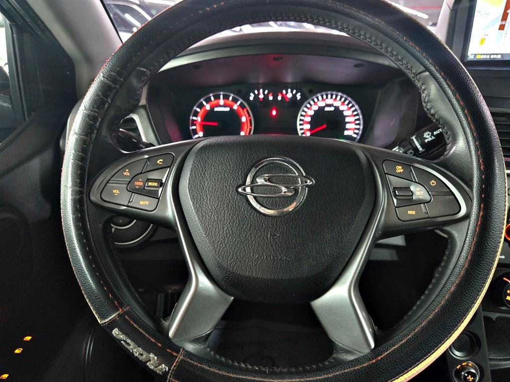 Ssangyong Korando - Vista 11