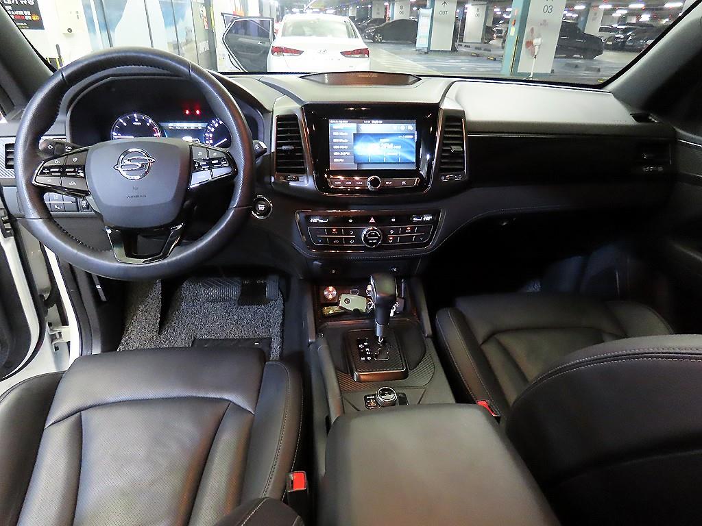 Ssangyong Rexton - Vista 10