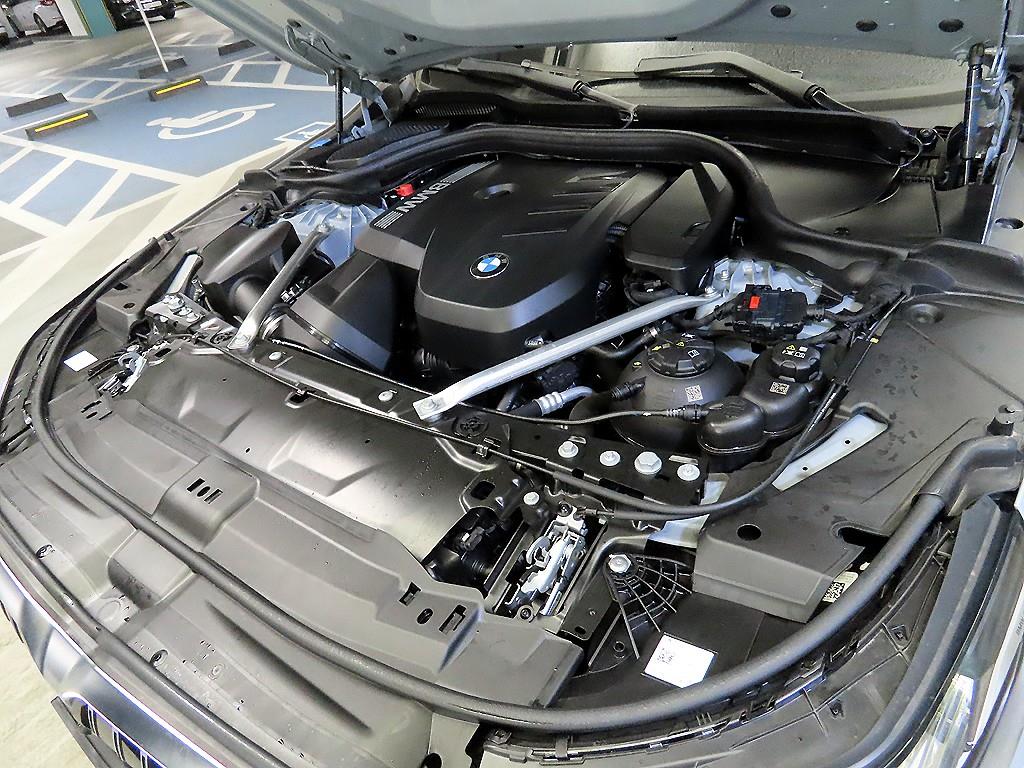 BMW 5 Series 2024 - Importación desde Corea - HF Imports Iquique - Foto 19