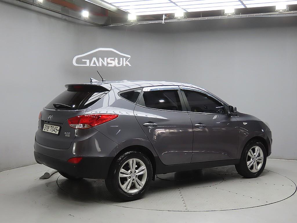 HYUNDAI Tucson - Vista 7