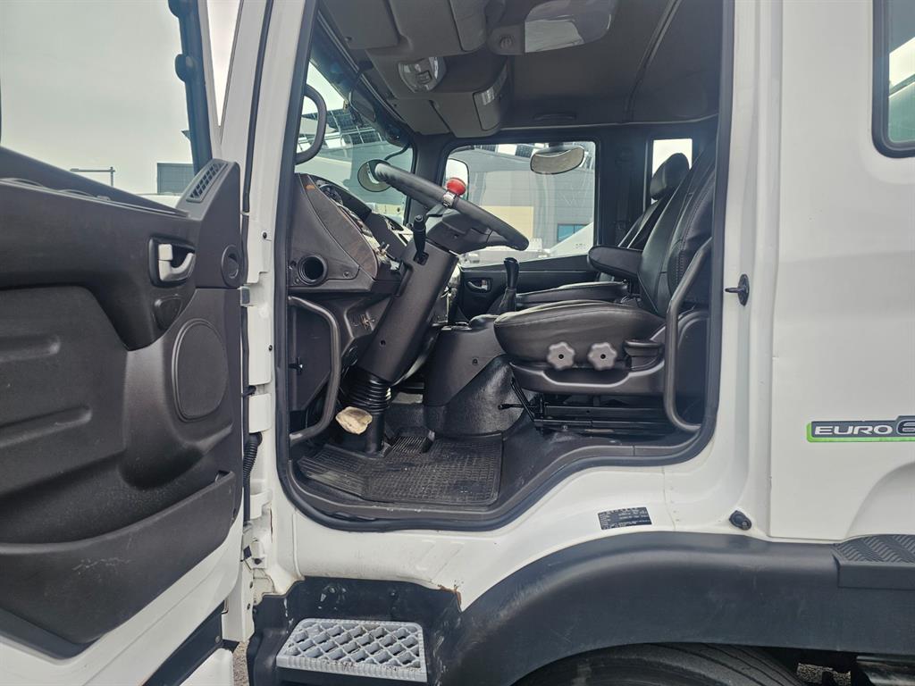 medium and large cargo Special - Vista 8