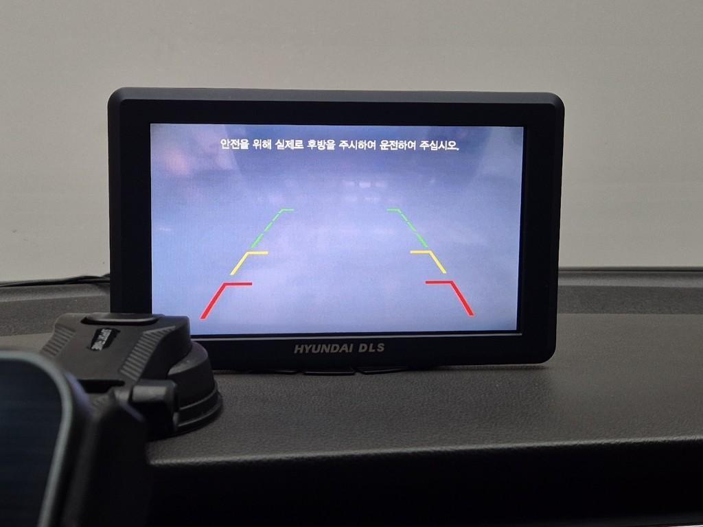 KIA Carnival - Vista 12