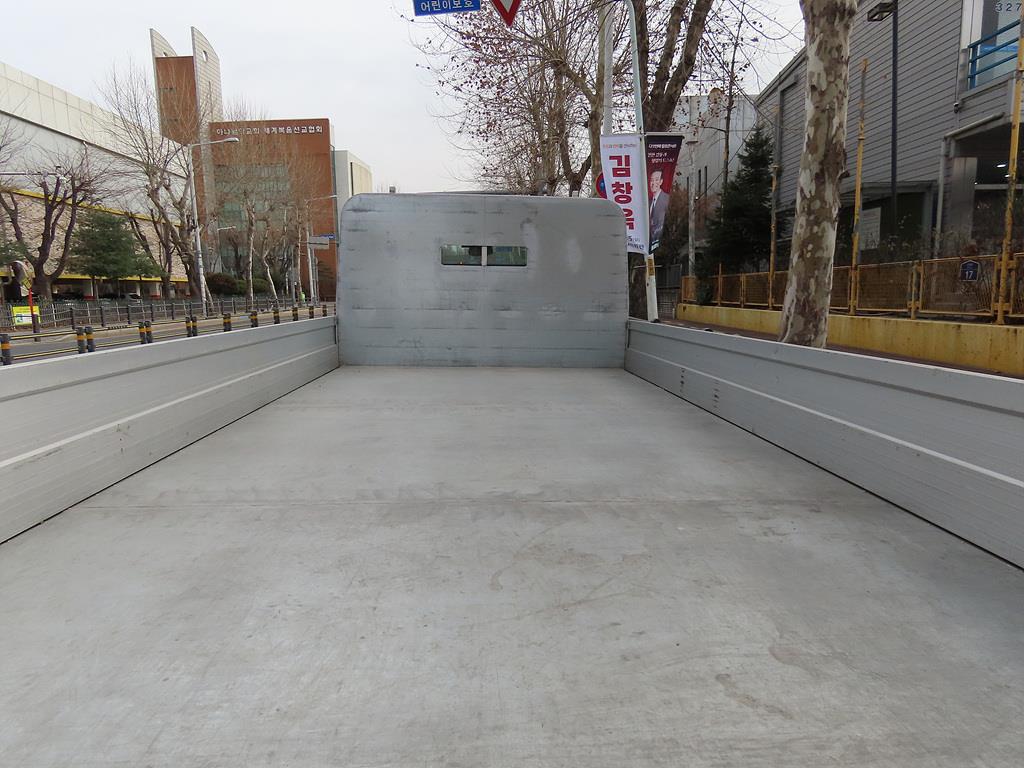 medium and large cargo Cargo 2021 Blanco - Importación desde Corea - HF Imports Iquique - Foto 17