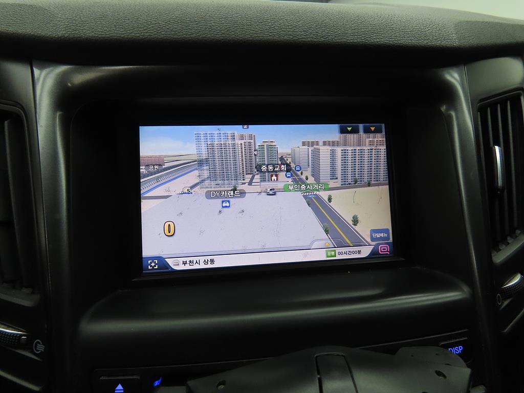 HYUNDAI Sonata - Vista 11