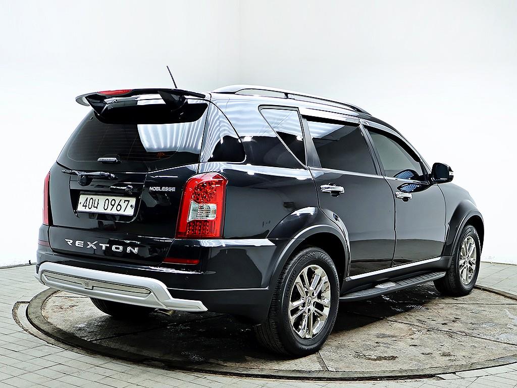 Ssangyong Rexton - Vista 7