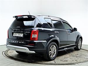 Ssangyong Rexton - Vista 8