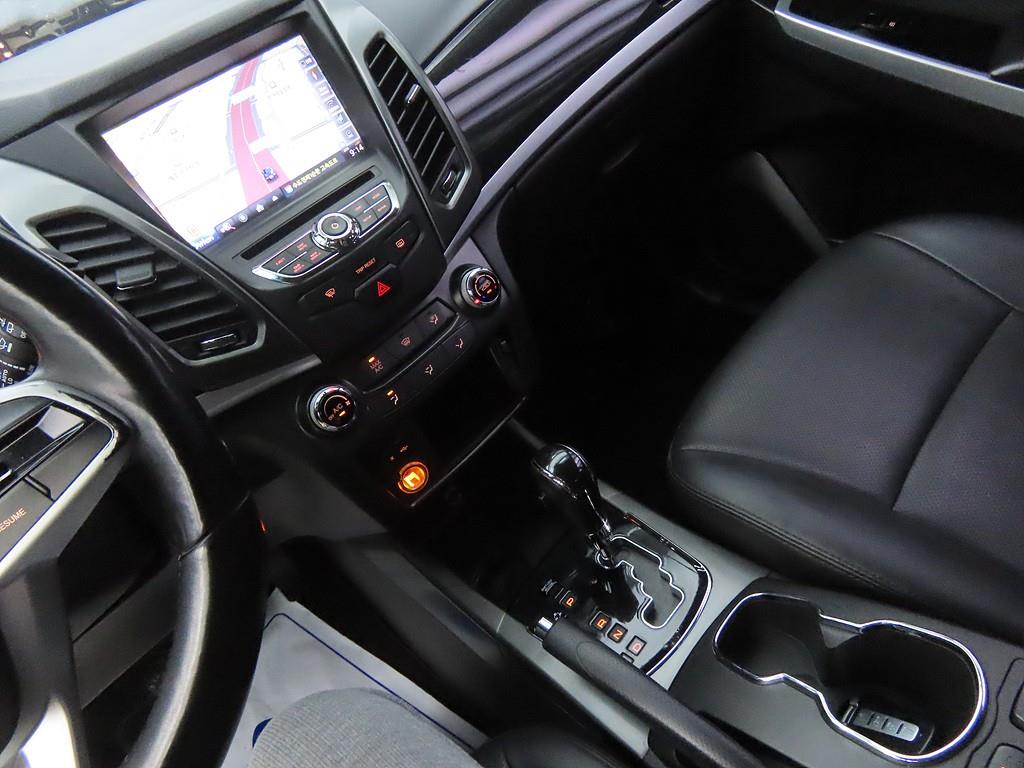 Ssangyong Korando - Vista 7