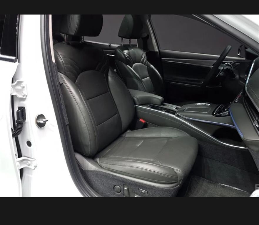 HYUNDAI Grandeur - Vista 5