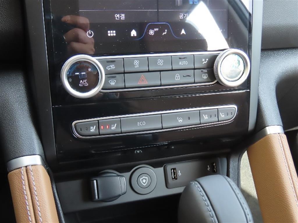 SAMSUNG QM6 2026 Blanco - Importación desde Corea - HF Imports Iquique - Foto 7