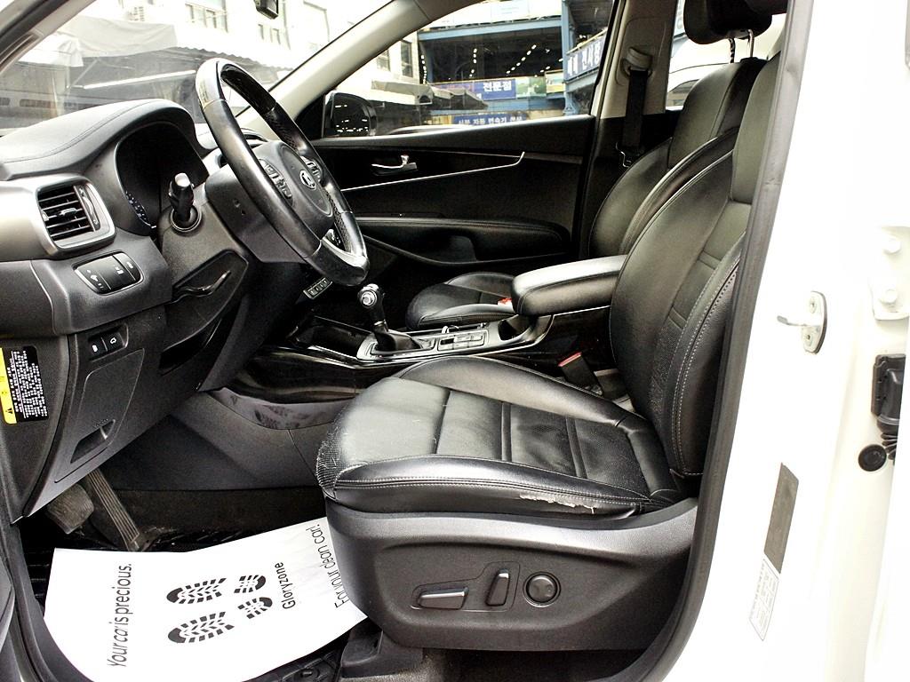 KIA Sorento - Vista 9